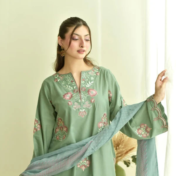 PARI LAWN 3PC ( FARSHI SHALWAR )