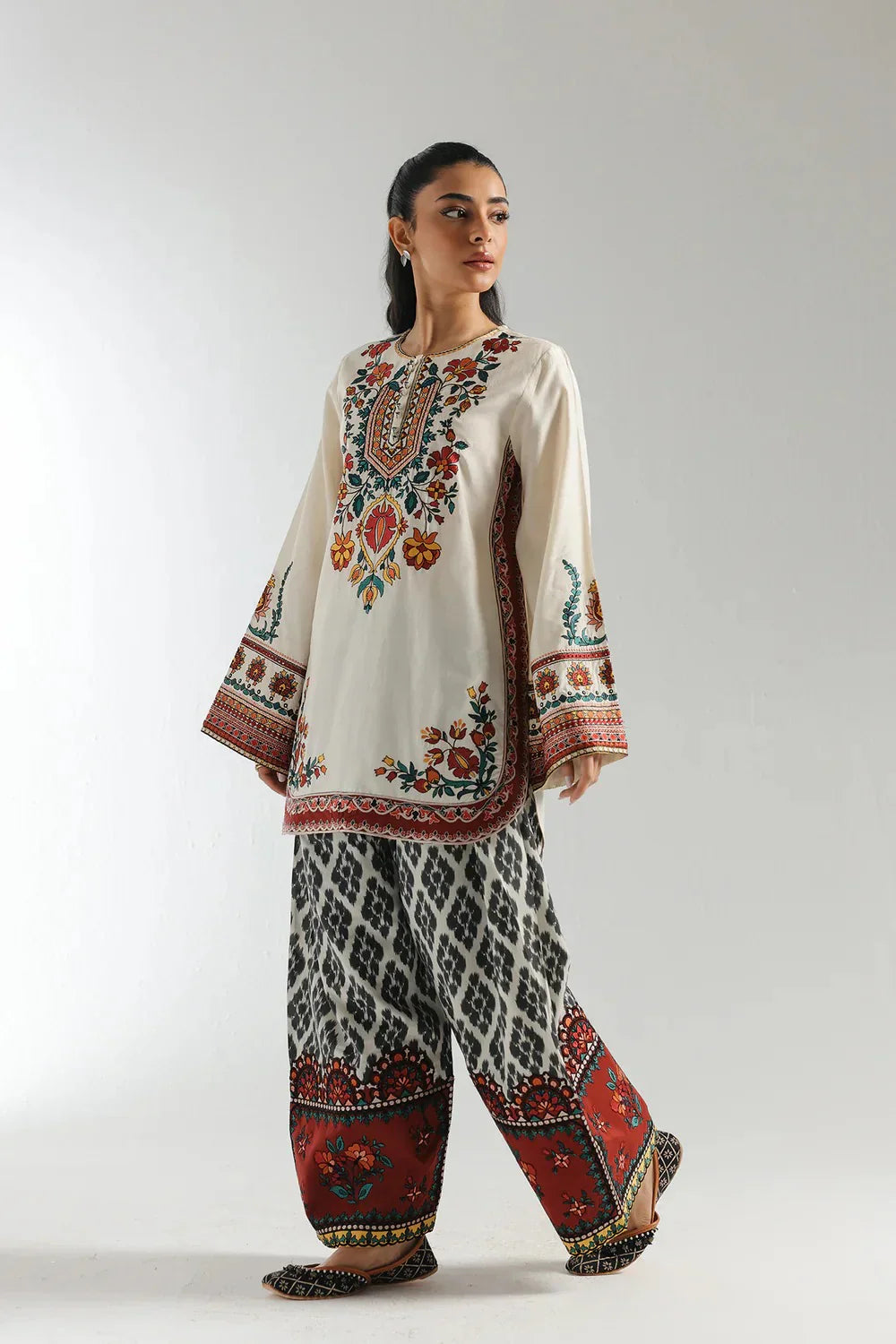 Gulistan Charm 2pc