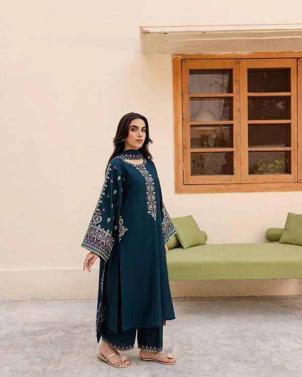 Adaab 3PC – Elegance in Every Thread
