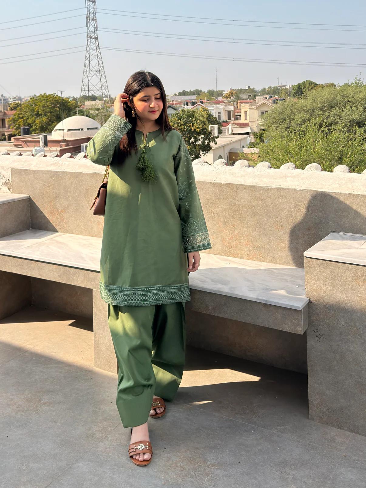 MINSHA 2PC ( FARSHI SHALWAR)