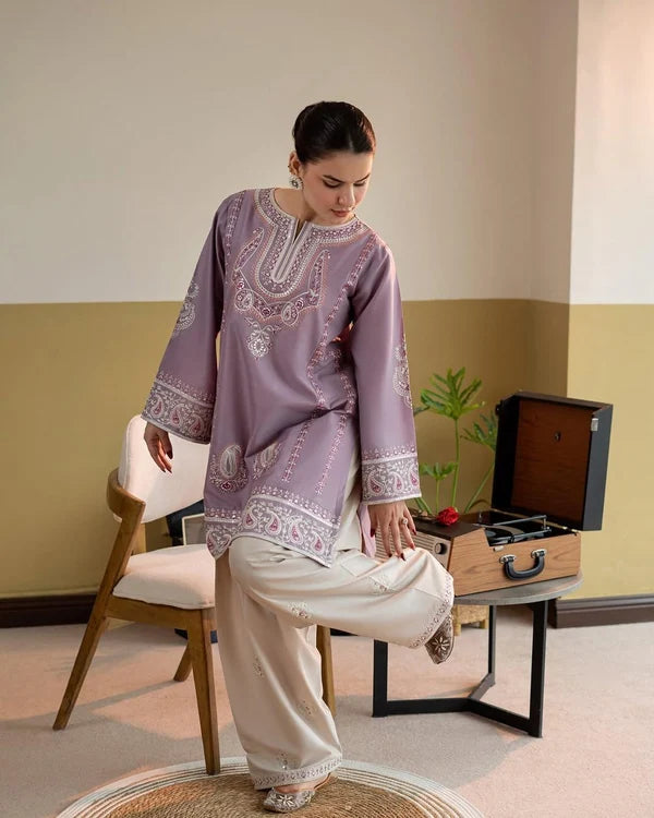 QAIFA LAWN SET ( FARSHI SHALWAR )