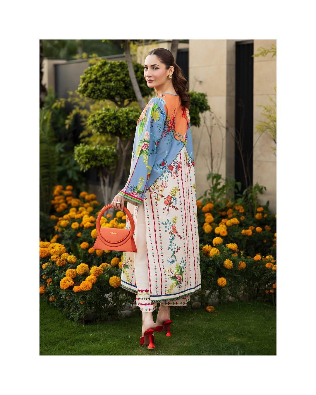 AZMIN DIGITAL LAWN 2PC