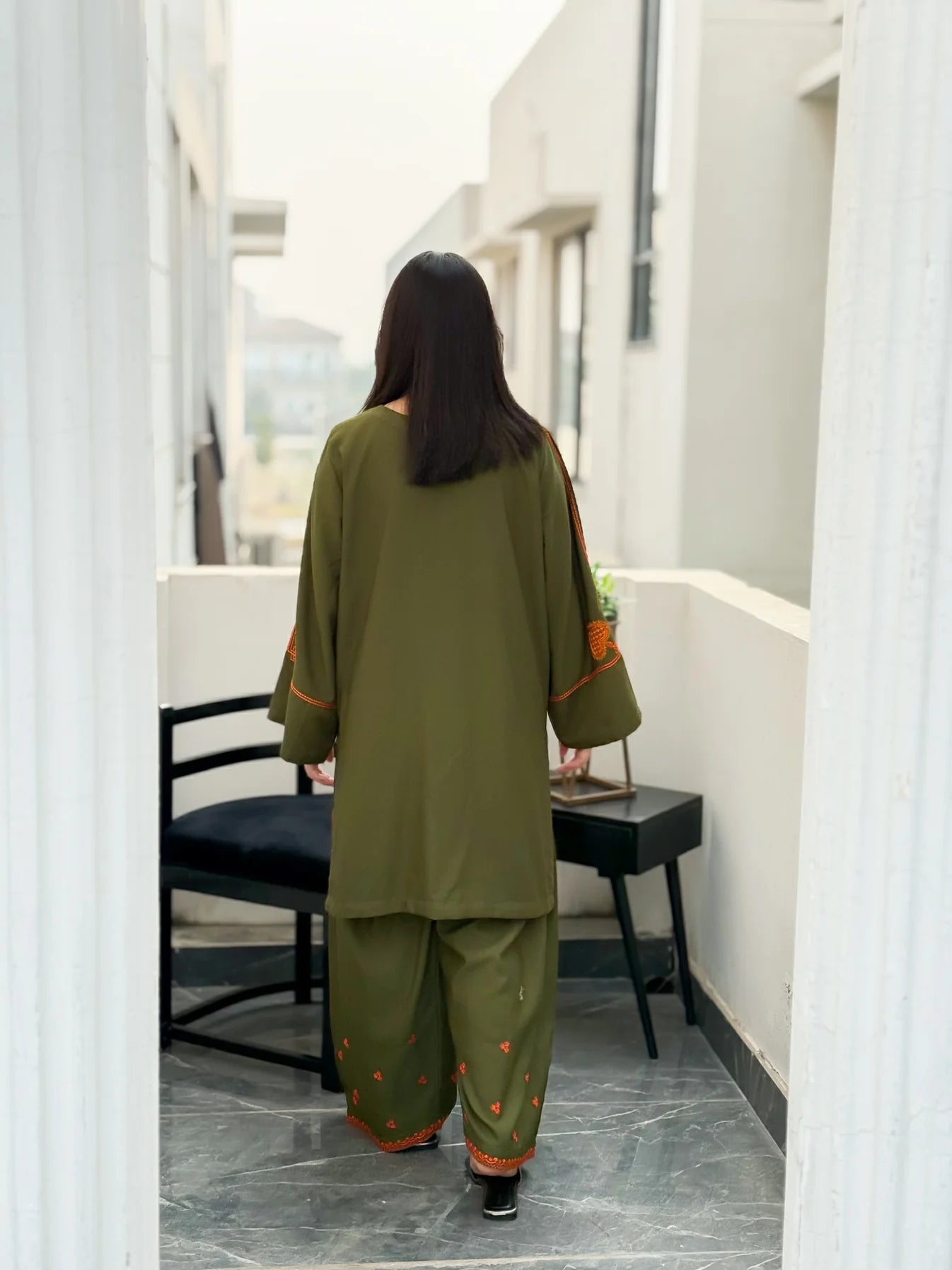 UMZAY LEAF GREEN EMB 2PC