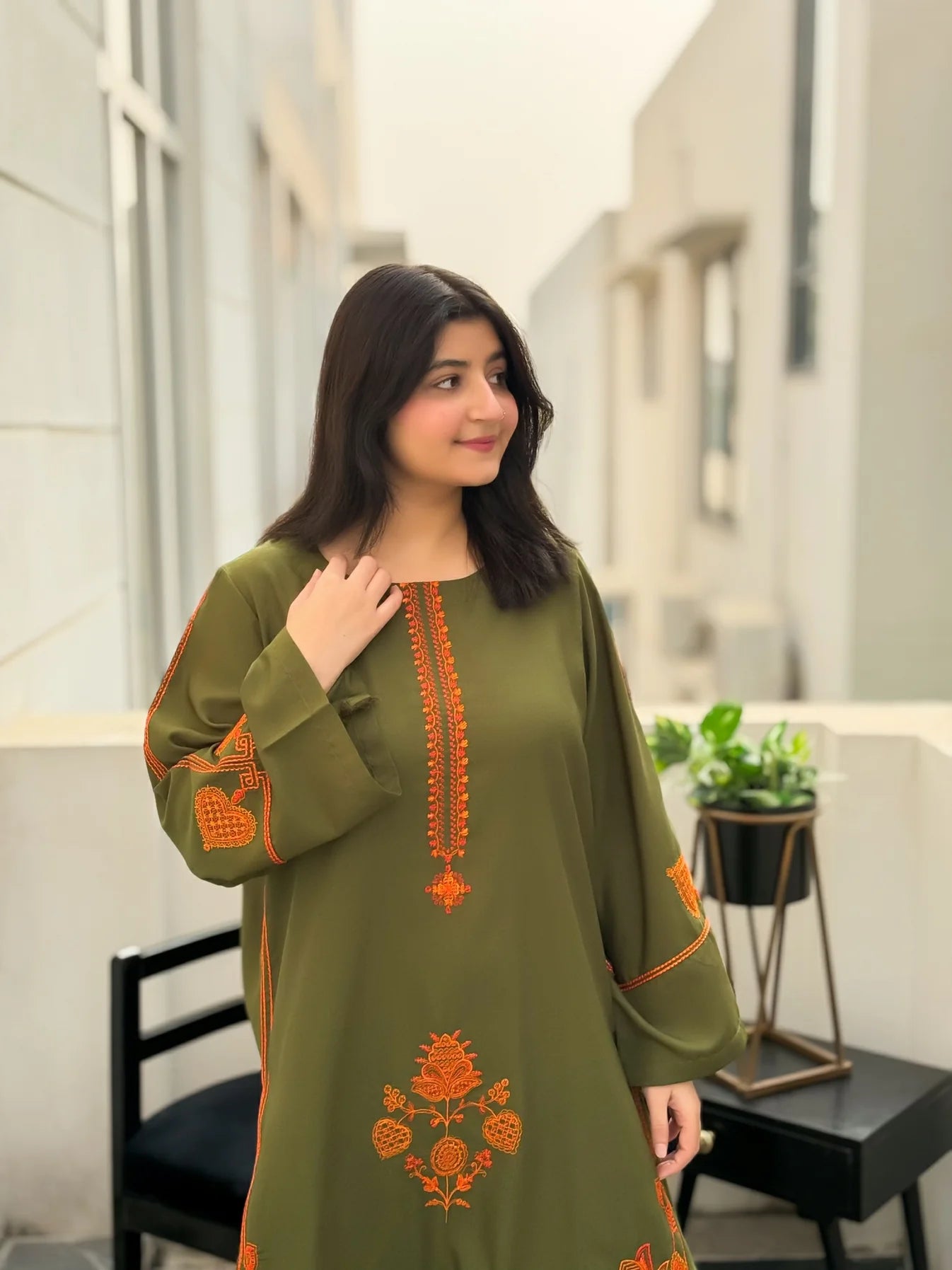 UMZAY LEAF GREEN EMB 2PC