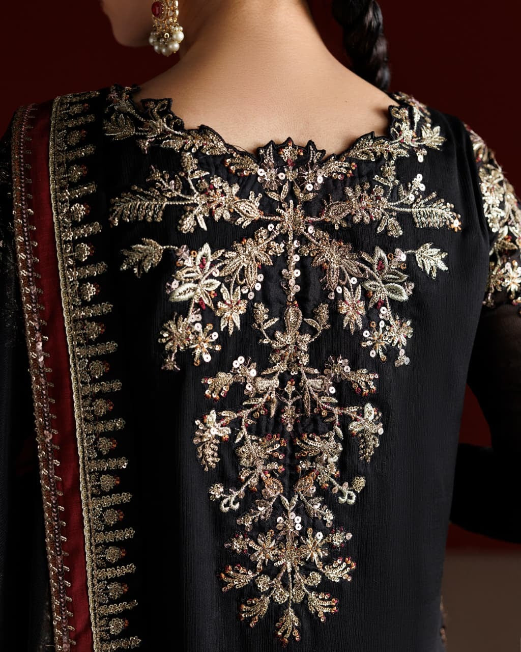 SHAFFON BLACK EMB 3PC